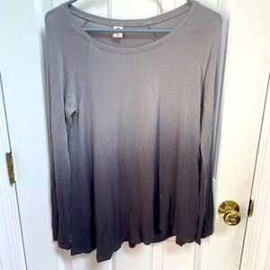 Ombré long sleeve shirt from Hollister, size small!